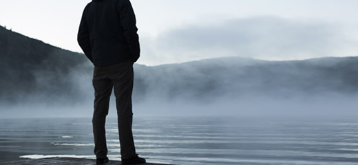 Les hommes peuvent également être victimes de violences conjugales.